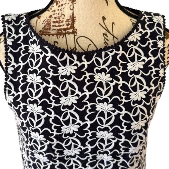 NWT Ann Taylor Embroidered Lace Cotton Sleeveless Shift Dress - Size 4 - Picture 4 of 11